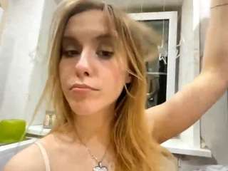 Live webcam model marhtafettes on Soda Cams