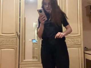 Live webcam model mieshaleuthe on Soda Cams