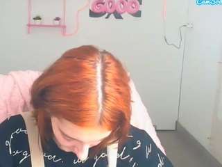 millybubbles Live Webcam on CamSoda