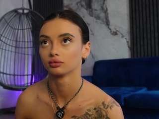 rachelraveee