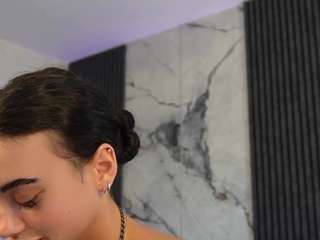 rachelraveee