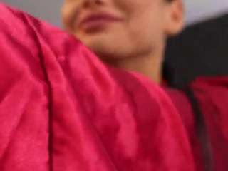 rachelraveee