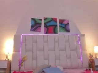 scarlettprinces's CamSoda show and profile