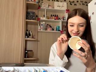 Live webcam model shellamagallon on Soda Cams