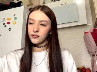 Live webcam model shellamagallon on Soda Cams