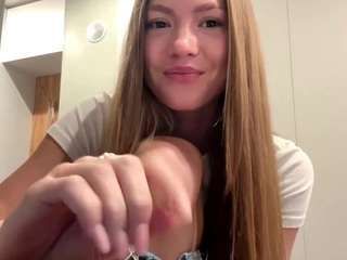 Live webcam model shielajestes on Soda Cams