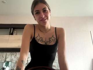 temekaroskowinski's CamSoda show and profile