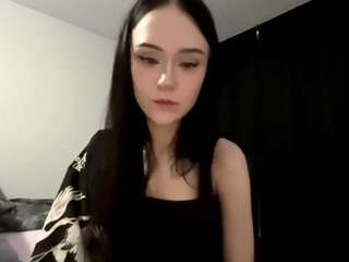 unwisefluency Live Webcam on CamSoda