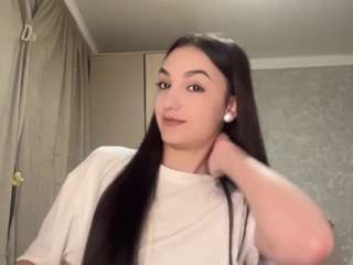 Live webcam model yaekohanses on Soda Cams