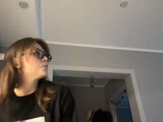 yuonnekipka Live Webcam on CamSoda