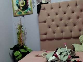 yayaks — LIVE on Camsoda