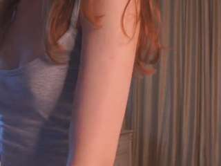 CarrieCapezzuto live webcam show