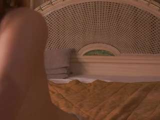 CarrieCapezzuto live cam preview