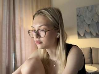 dorthycalabretta Live Webcam on CamSoda