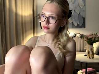 Acest model este live acum. dorthycalabretta