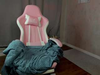 ester-rose Live Webcam on CamSoda