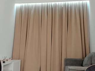 genesisacebo Live Webcam on CamSoda