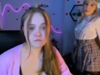 Live webcam model jenny-rill on Soda Cams