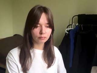 Live webcam model luciecatus on Soda Cams