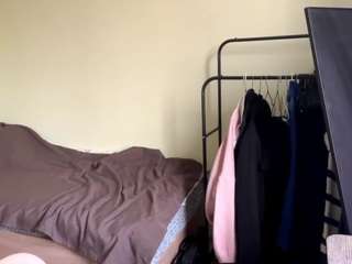 Live webcam model luciecatus on Soda Cams