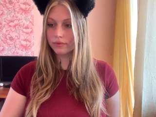 Live webcam model maricruzweisbrod on Soda Cams