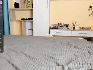 MonyHikari live cam preview