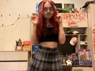 Live webcam model redheadcatxdd on Soda Cams