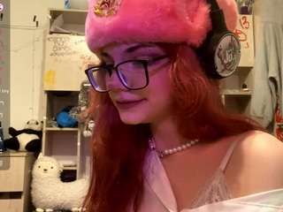 redheadcatxdd Live Webcam on CamSoda