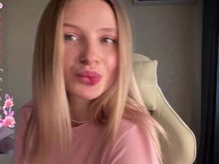 Live webcam model kalisoltero on Soda Cams