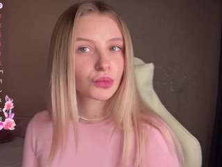 Live webcam model kalisoltero on Soda Cams