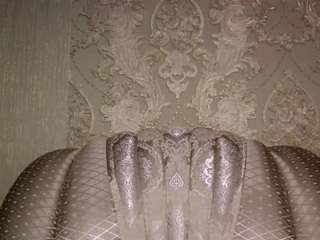 Live webcam model lavonagold on Soda Cams