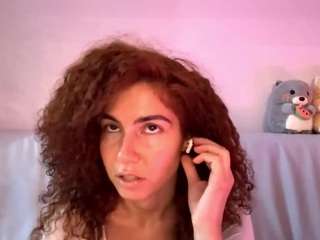 Live webcam model alainemcwells on Soda Cams