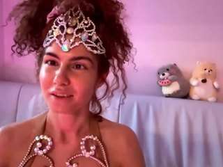 alainemcwells Live Webcam on CamSoda