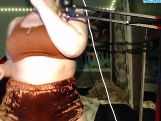 dovahqueensuki webcam