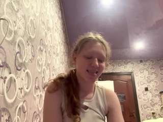 Molly live webcam show