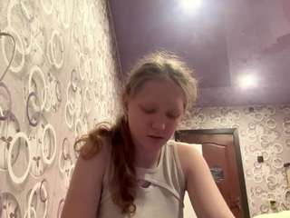 Molly live webcam show