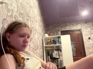 Molly live webcam show
