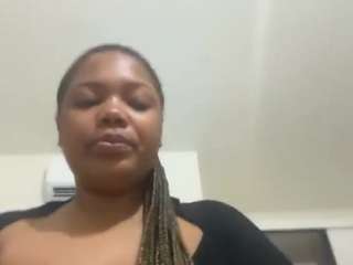 Live webcam model deliciouswetcatt on Soda Cams