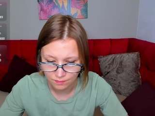 Live cam show with EmmaEthereal