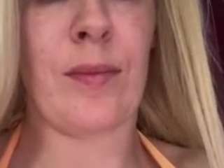 Questo modello è in diretta ora. jaydamilliana