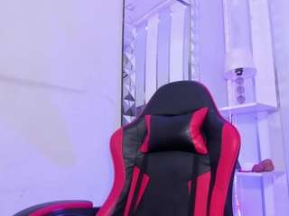 ninabloom's live room