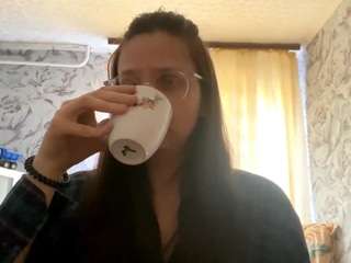 Live webcam model phoeberandzin on Soda Cams