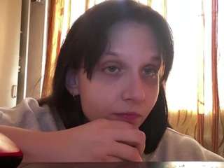 phoeberandzin's live room