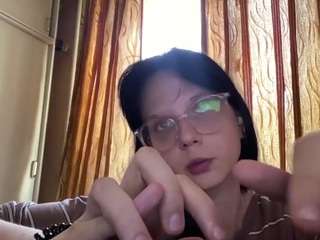 PhoebeRandzin live webcam show
