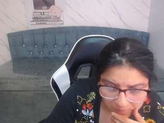 eva-smith-t's CamSoda show and profile