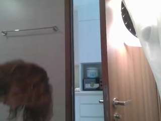 alice-honeyfaucett webcam