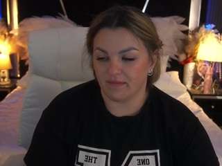 AlissyaGrayy live cam preview