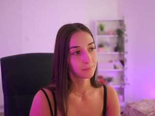 Crystalbrunette18