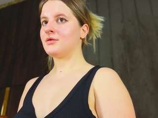 DaryanaGray live webcam show