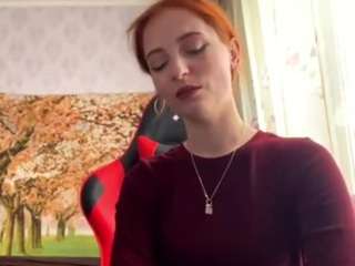 JesseniaAltshuler — LIVE on Camsoda